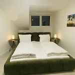 Anacoco Deluxe *