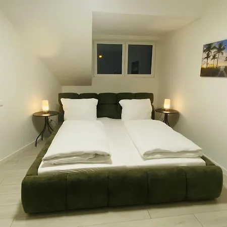 Anacoco Deluxe