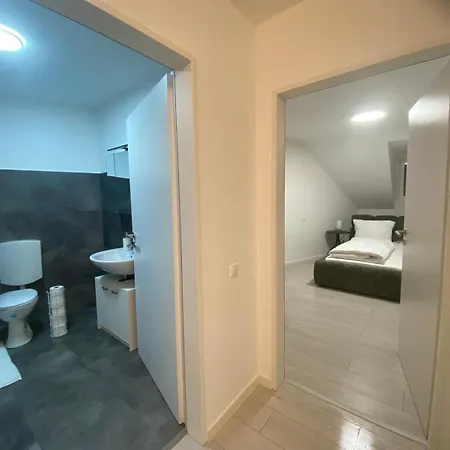 Anacoco Deluxe * هرزوغنراث
